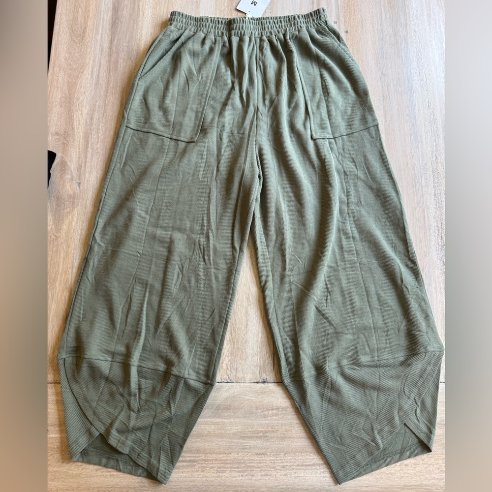 NWT Olive Green Wide-Leg Pants